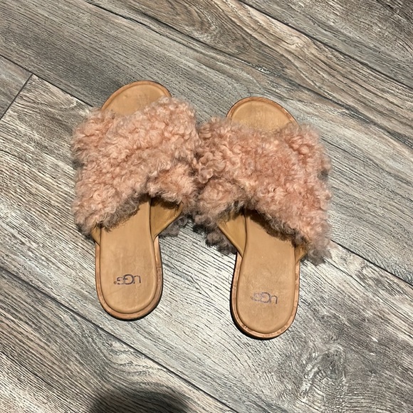 Ugg Joni slide - Picture 2 of 5